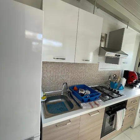 Fondachello Sea House 아파트 *